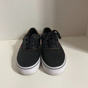 Boys sneakers by Levi
